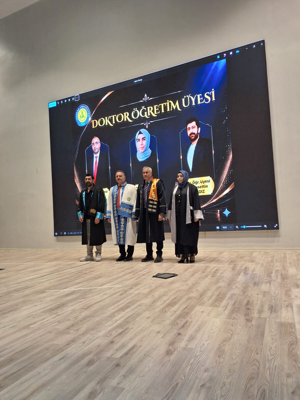 Dr. Öğr. Üyesi Gıyasettin YILDIZ’a Cübbe Giydirme ve Belge Takdim Töreni